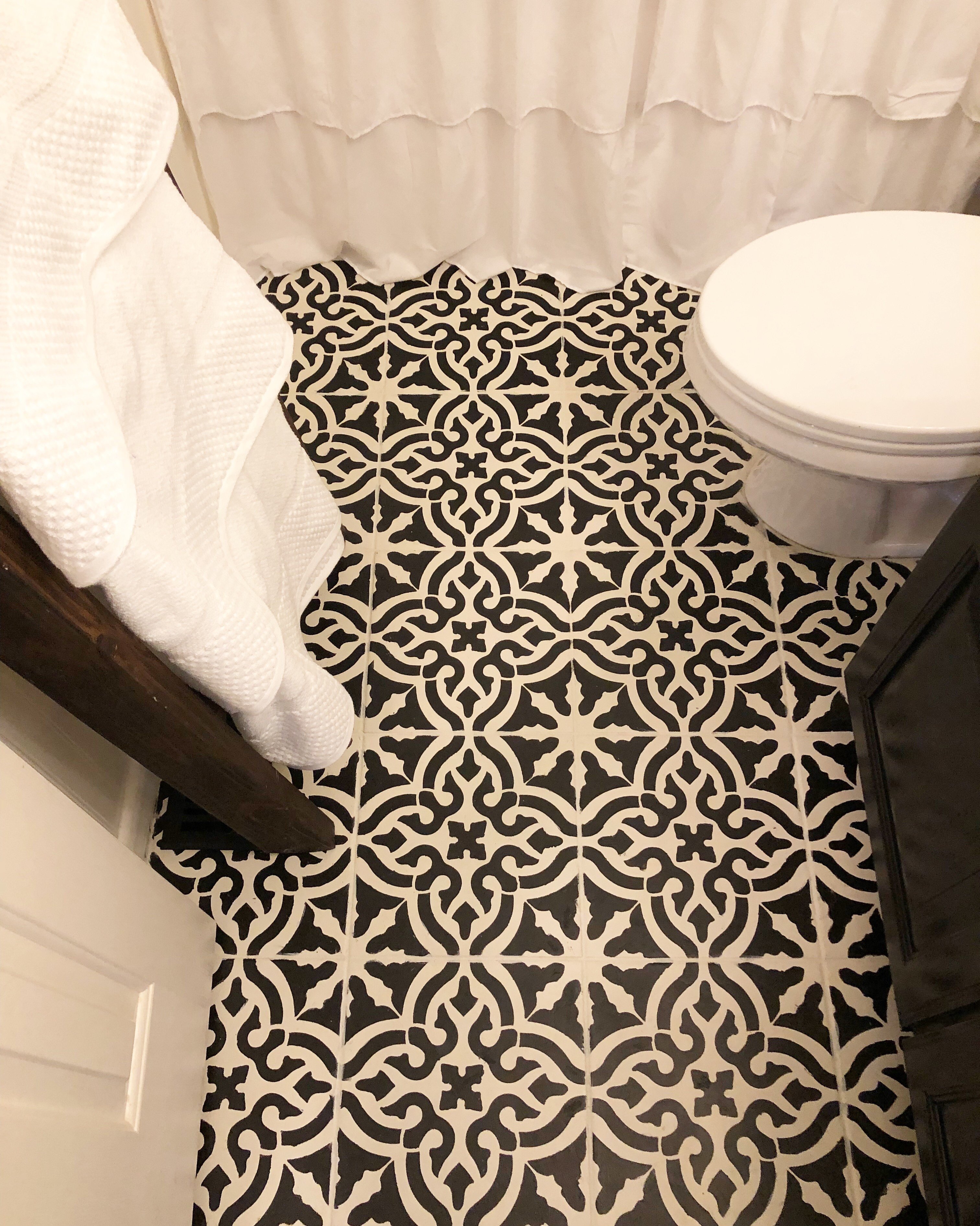 How to Stencil Your Bathroom Floor with Chalk Paint