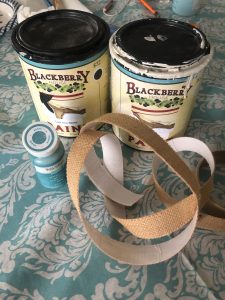 Painted Terracotta pots for an easy diy project- blackberry house paint