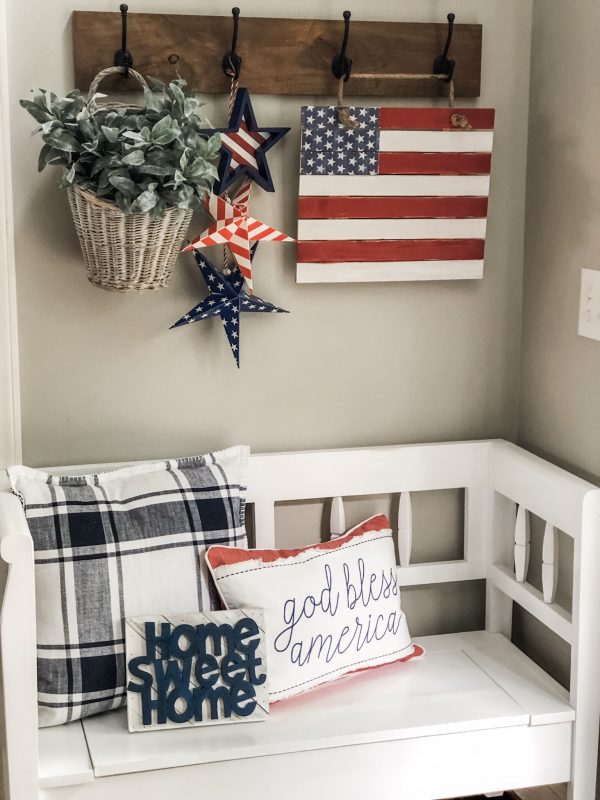 Simple patriotic decor ideas for Summer! - Wilshire Collections