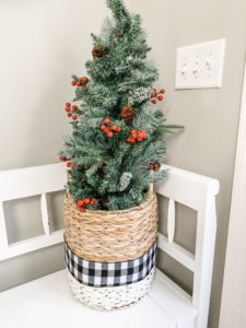 Christmas tree basket idea- so cute and easy!