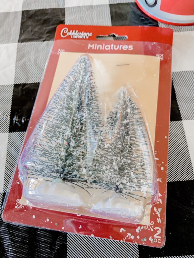 5 minute Christmas craft- DIY snow globe! - Wilshire Collections