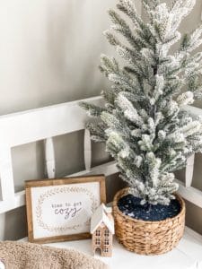 Winter decorating in the entry way