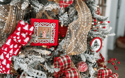 Traditional themed Christmas tree with ribbon